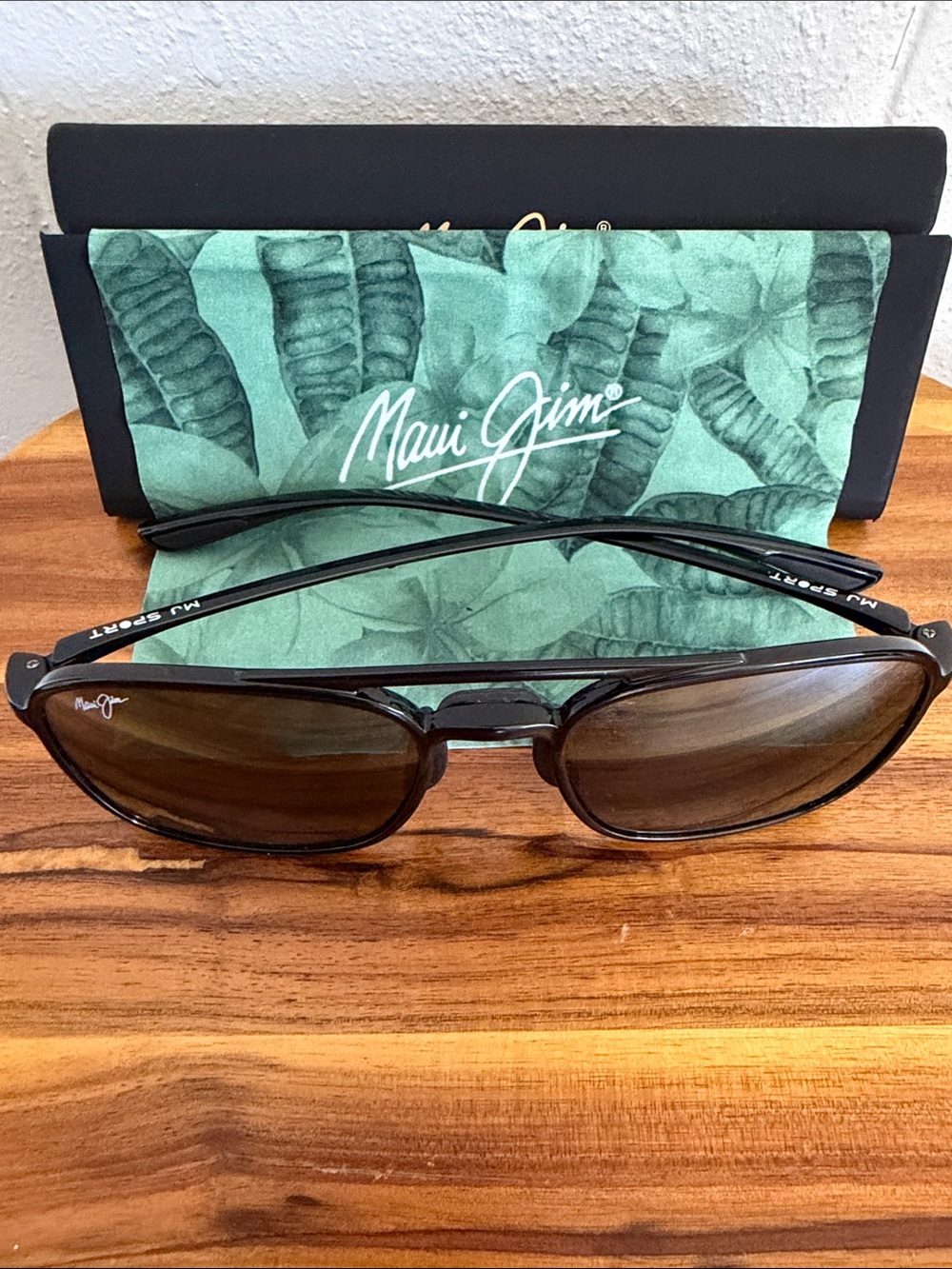 Maui Jim Keokea Black Polarized Aviator Sunglasses - Picture 5 of 8